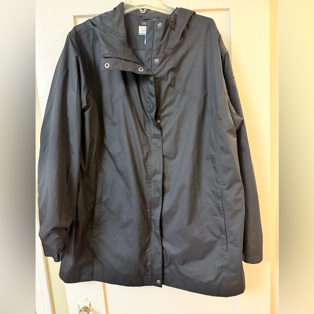 Columbia Women's Black Hooded Rain Jacket - Size 3X.